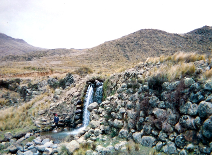 Construyeron cientos de represas en las partes de las Cuencas de mediana capacidad - Collpa en Jimbe Ancash